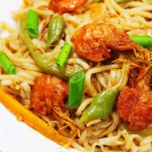 prawn schezwan noodles