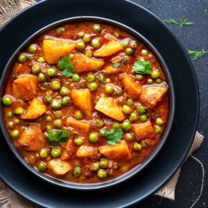 ALU MATAR CURRY