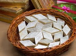CASHEW KATLI
